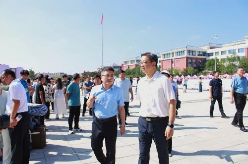 青春作序谱新篇，经管相遇赴山海——青岛农业大学经济管理学院（合作社学院）喜迎2025级新生